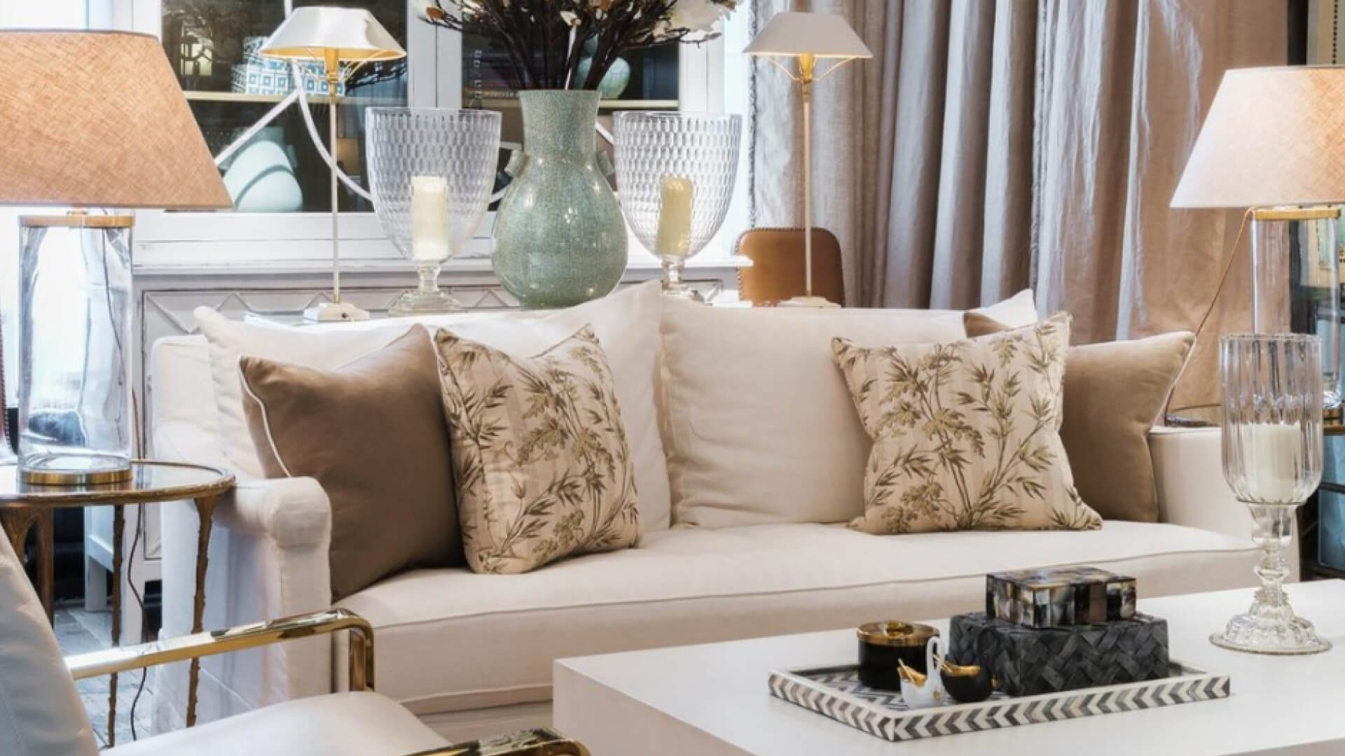 The Ultimate Guide to Choosing the Perfect Sofa