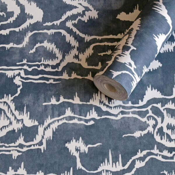 The Ultimate Wallpaper Guide: Top Trends, Interior Designers' Picks, and Pro Tips