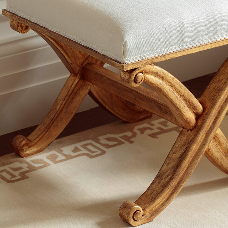 Luciano Stool