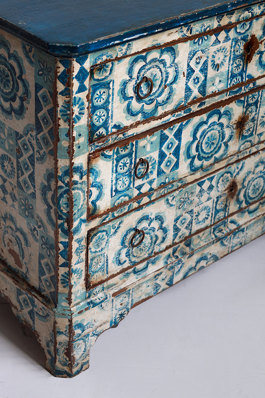 1820s Painted Commode with Delft-style Motifs