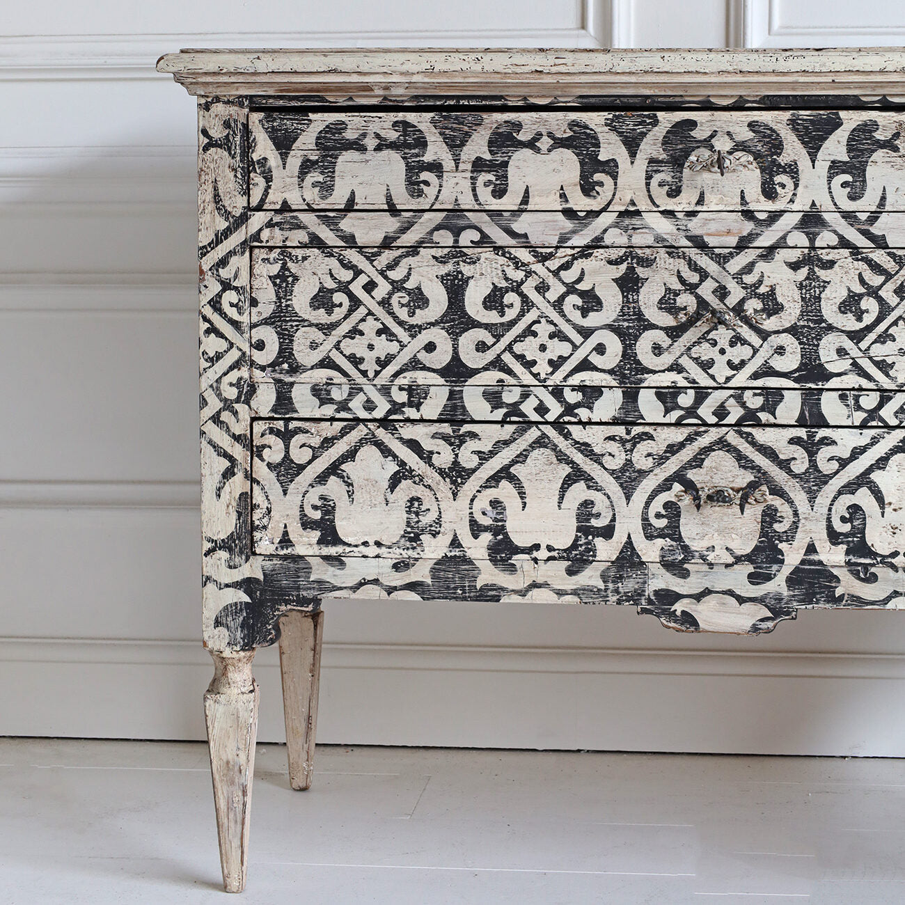 18th Century Italian Painted Commode