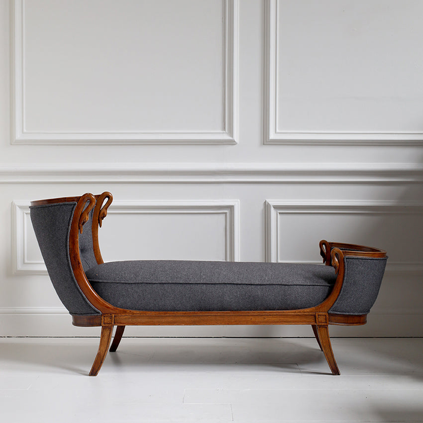 1950s Swan Chaise Longue