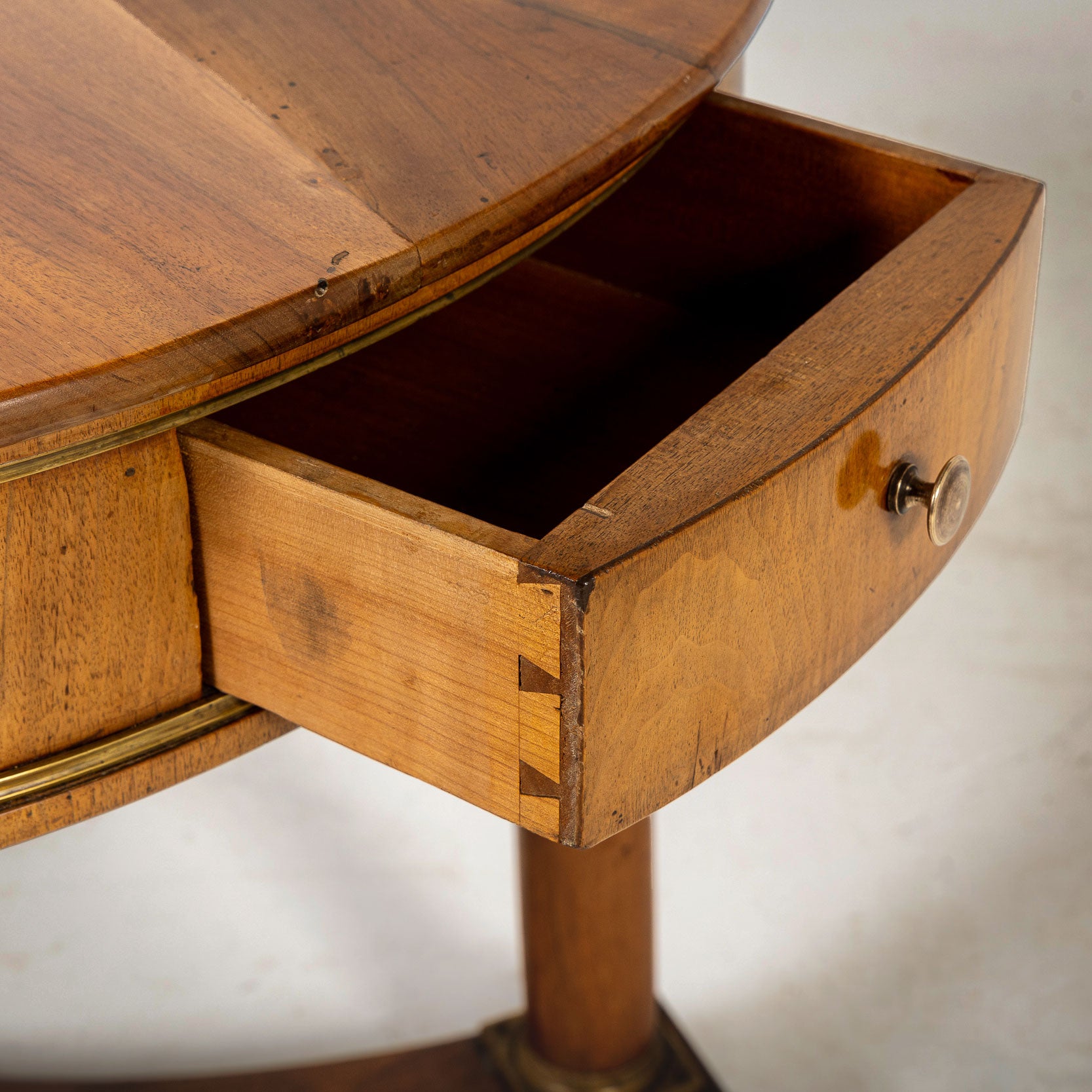 19th Century French Walnut Guéridon