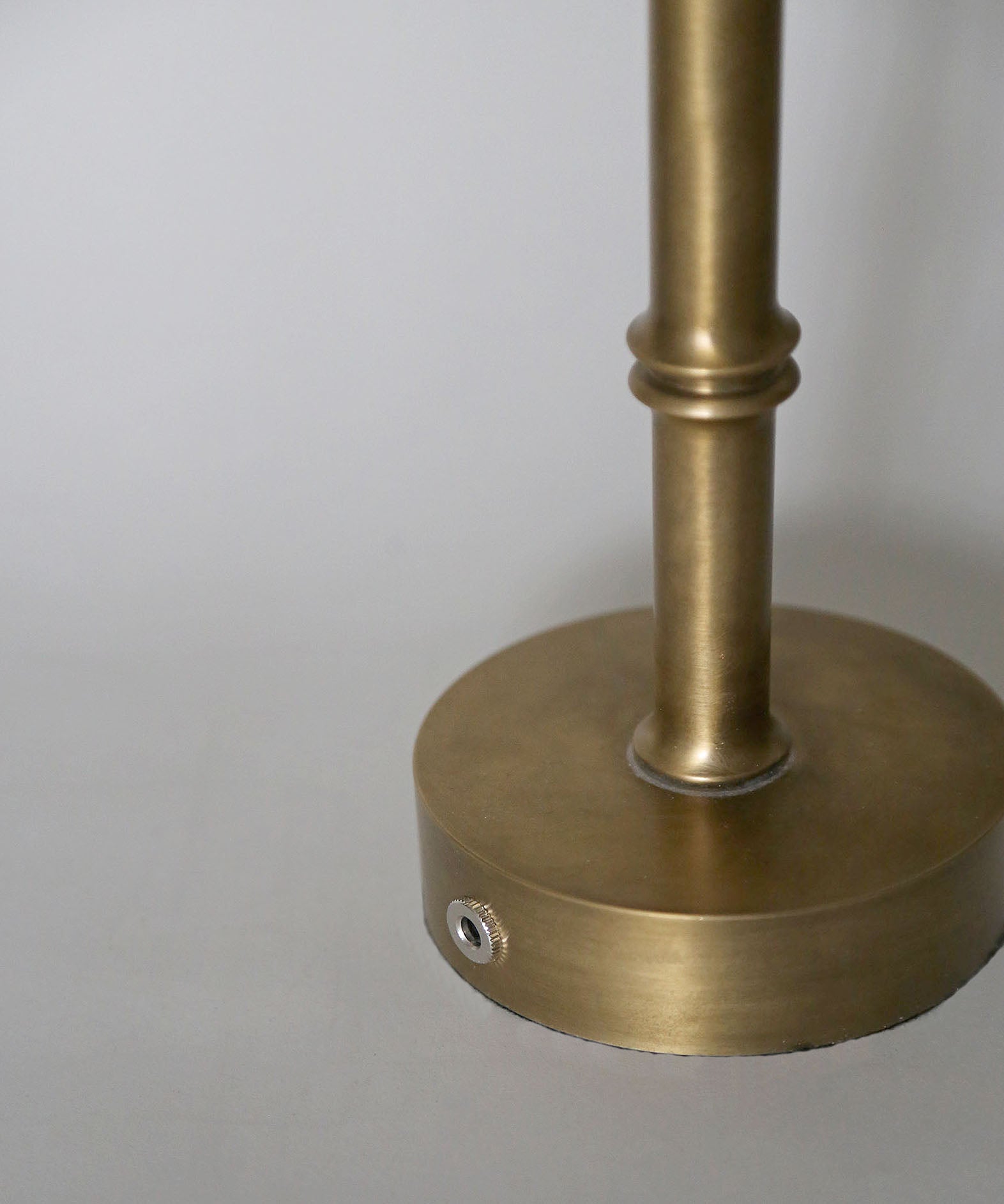 Bamboo Cordless Table Lamp WS_closeup