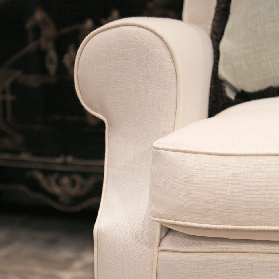 Clara Armchair