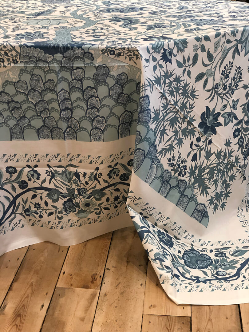 Dark Blue-Light Blue on Ivory Tablecloth.Vignette.Side WS