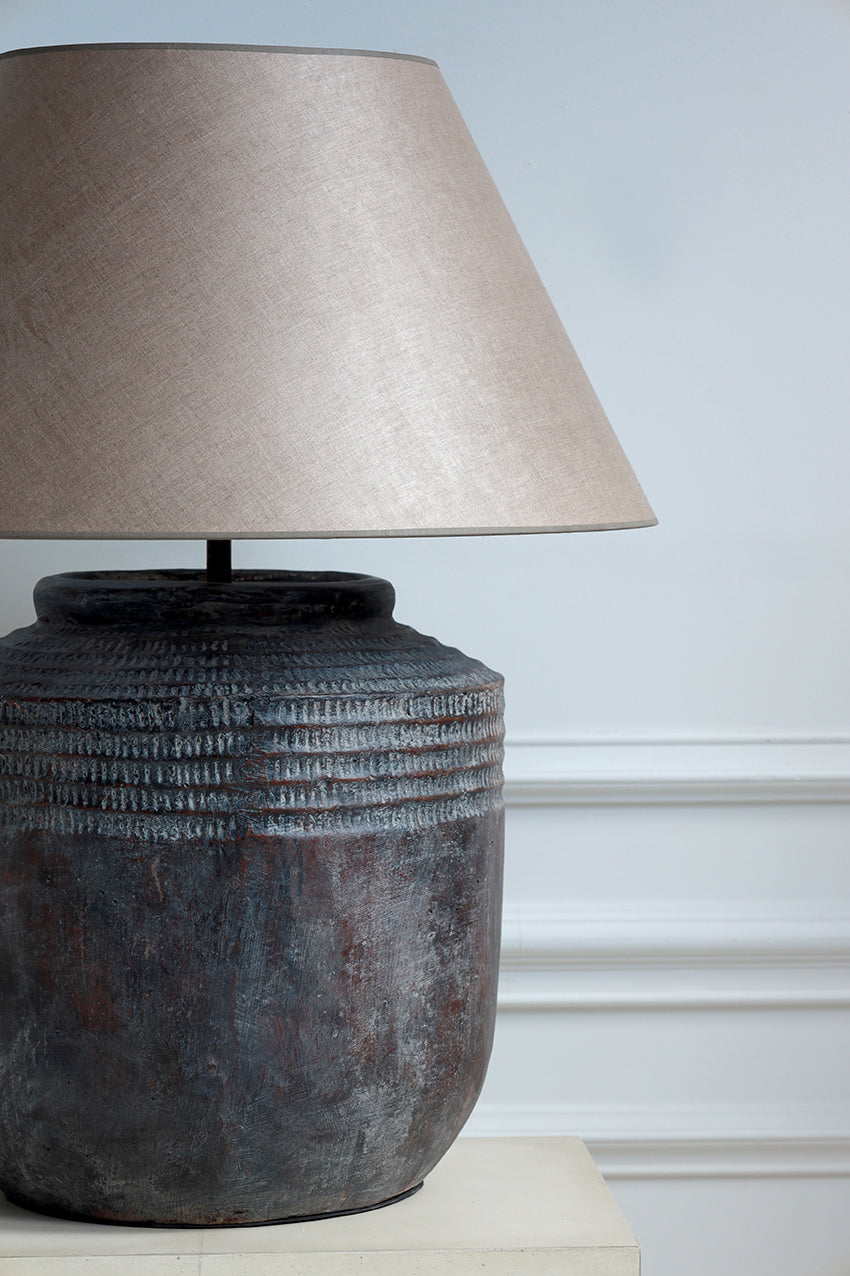Vesta Table Lamp
