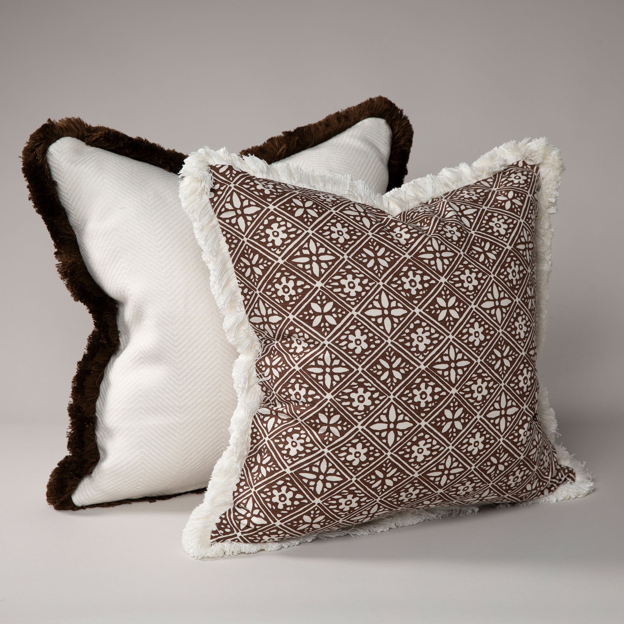 Dorset Cushion - White/Bronze