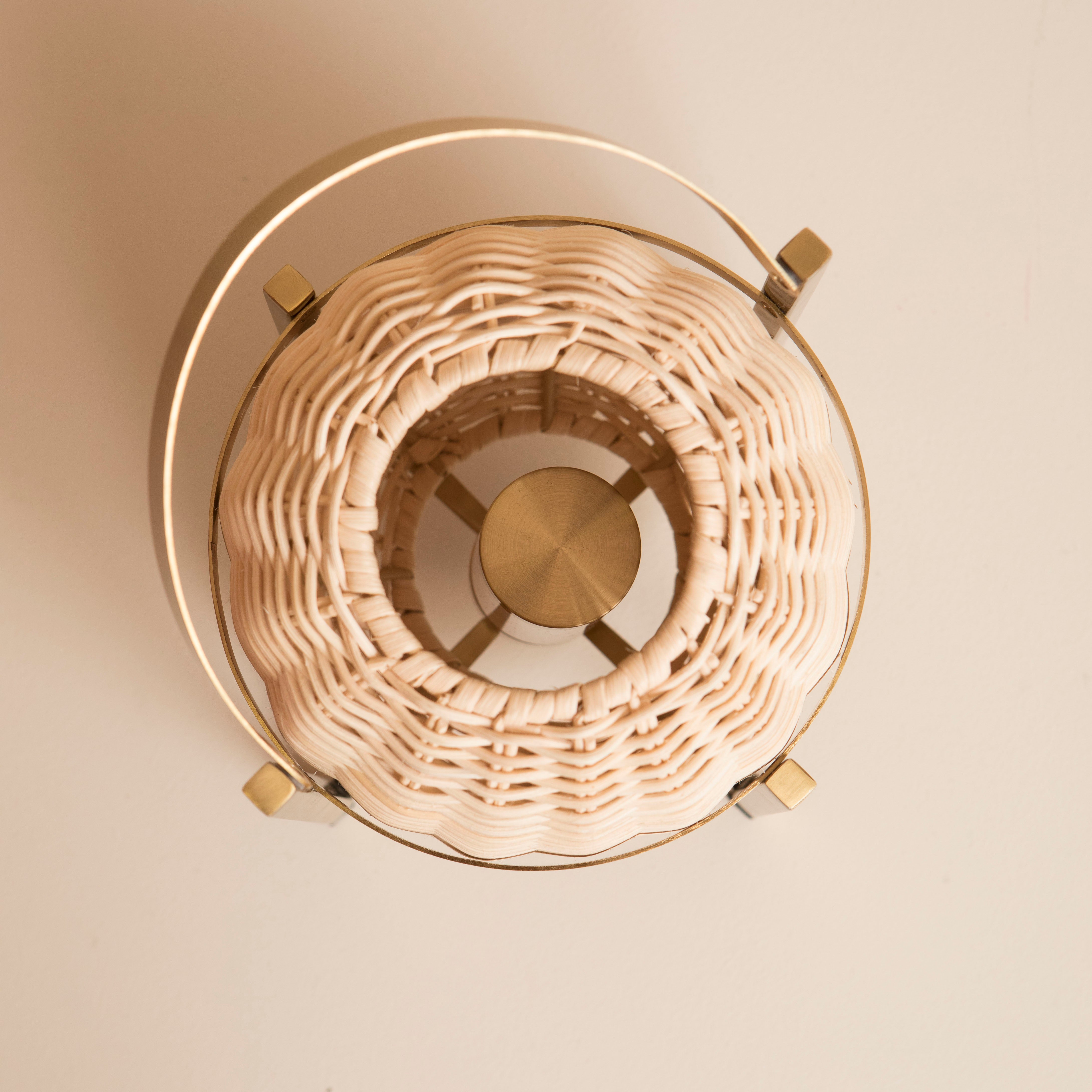 Ket Rattan Cordless Lamp