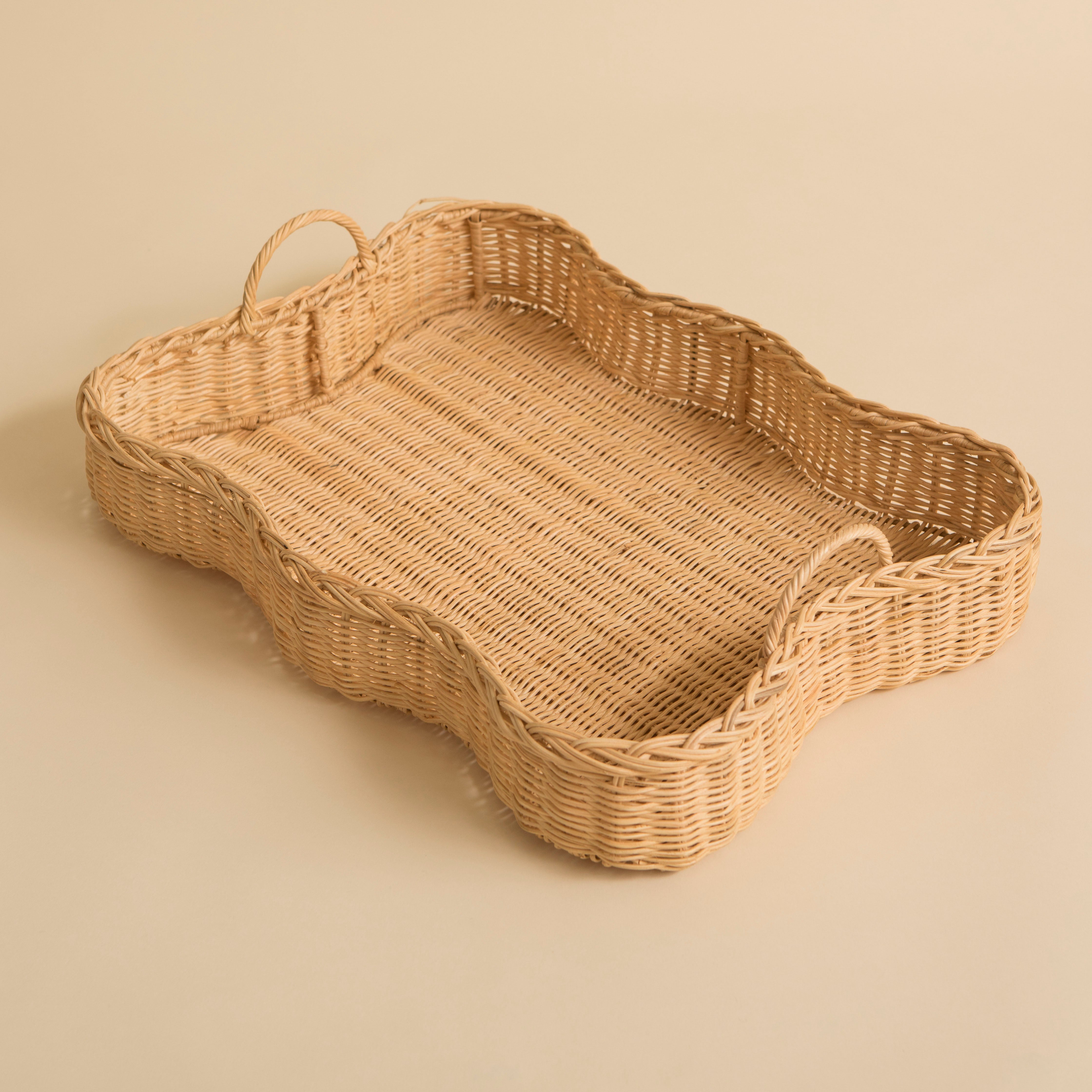 Vera Rattan Scalloped Tray - Large