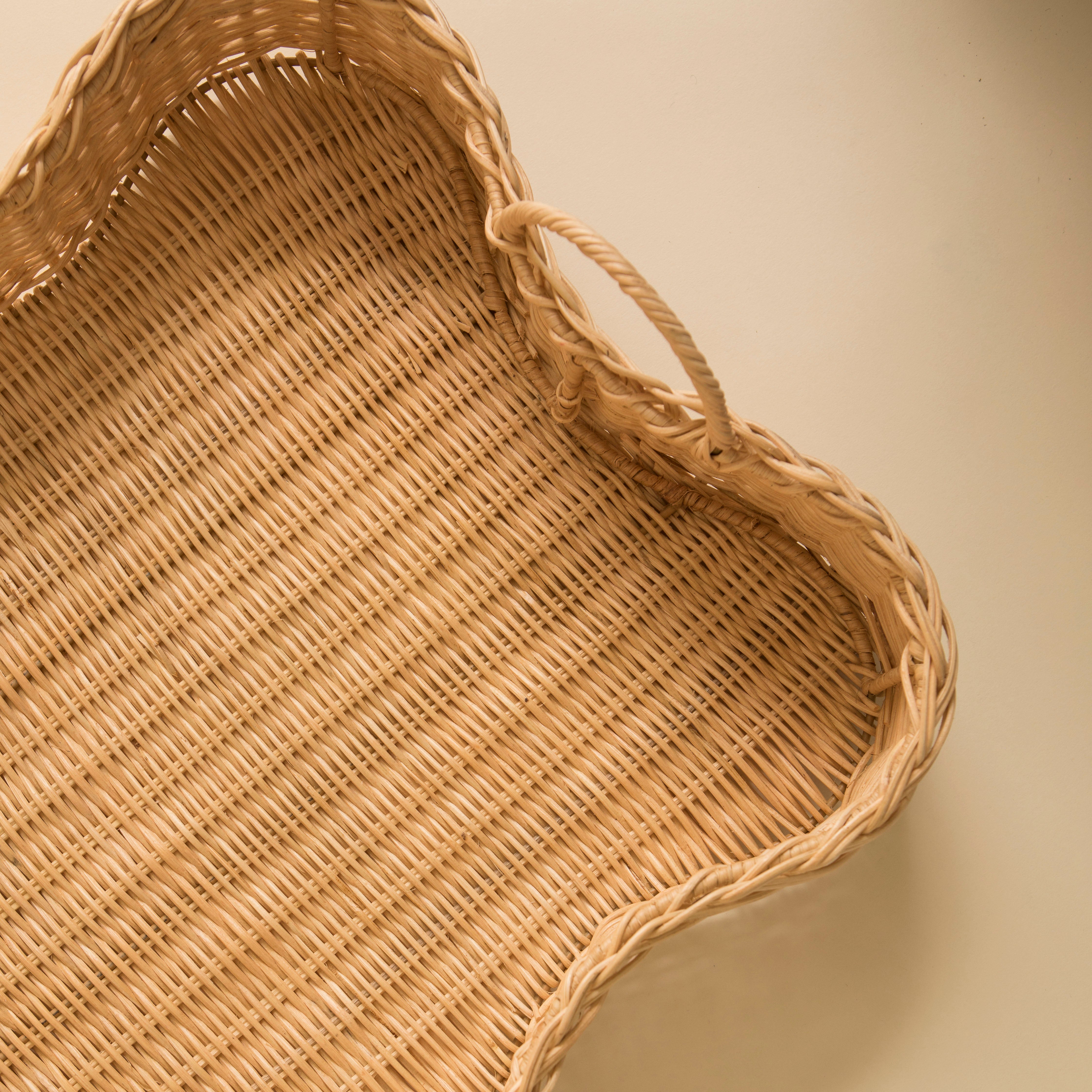 Vera Rattan Scalloped Tray - Large