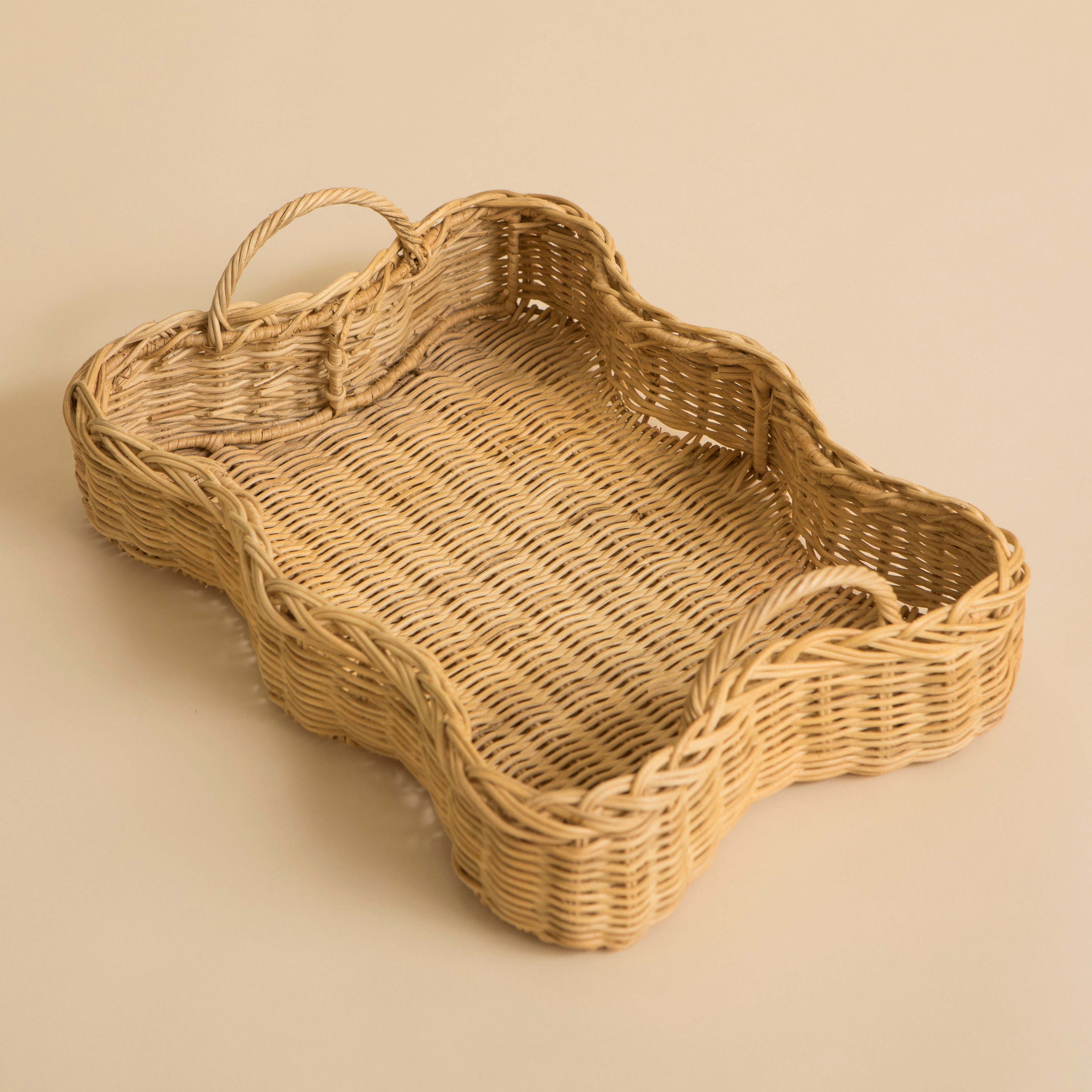 Vera Rattan Scalloped Tray - Small