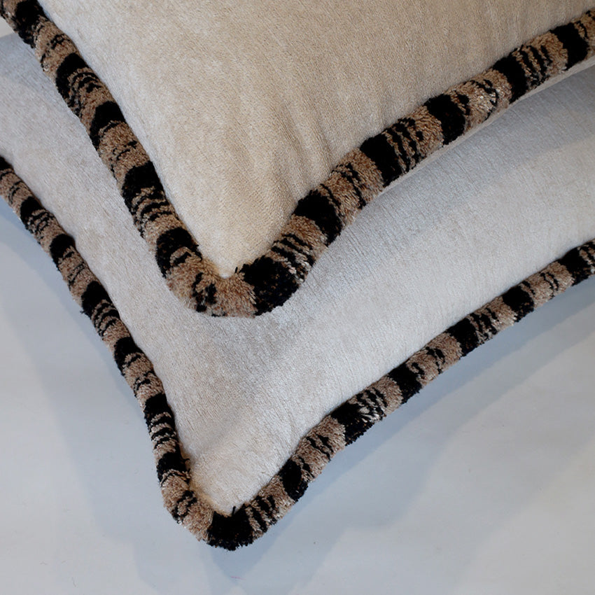 Arezzo Cushion - Linen/Leopard
