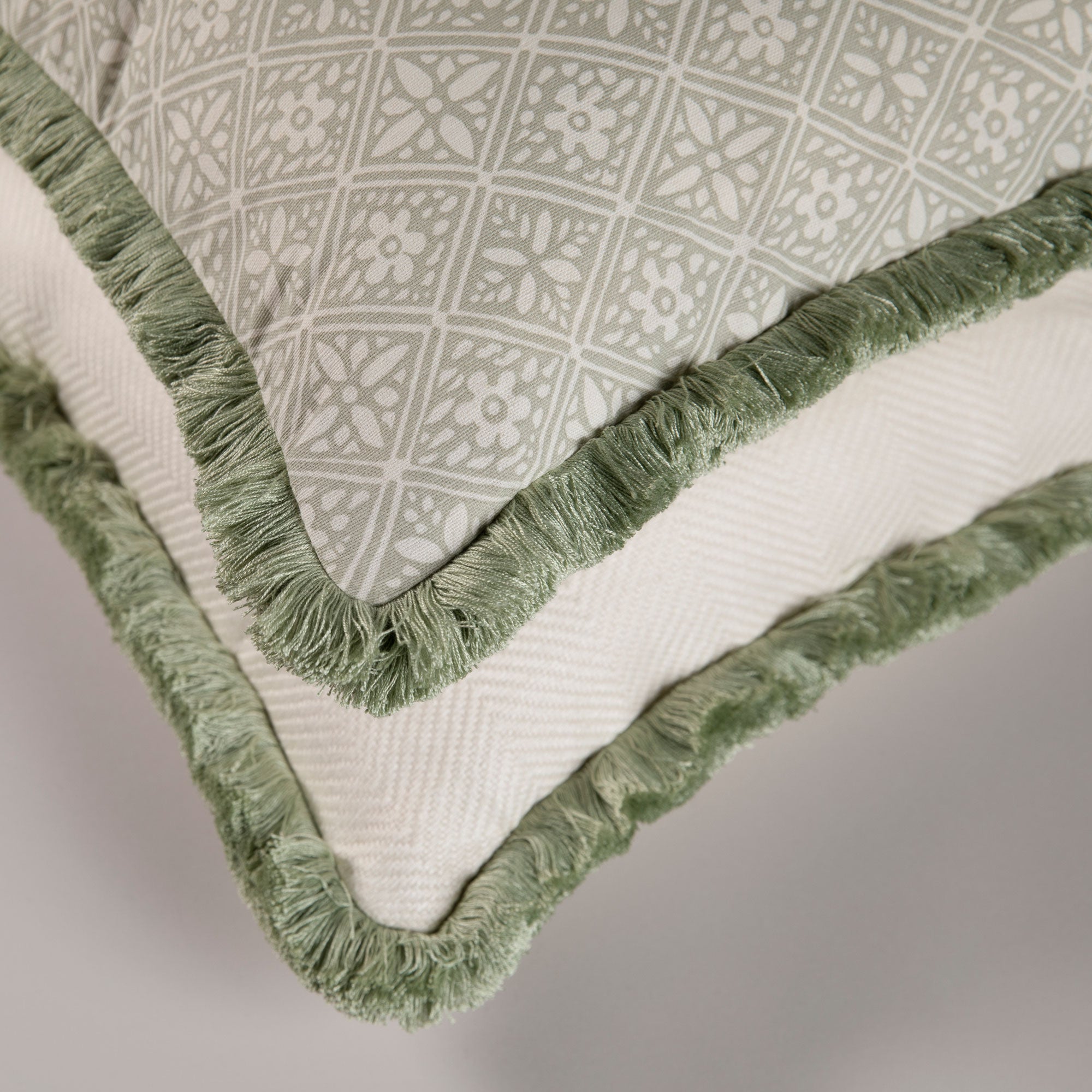 Cut Ruche - Celadon