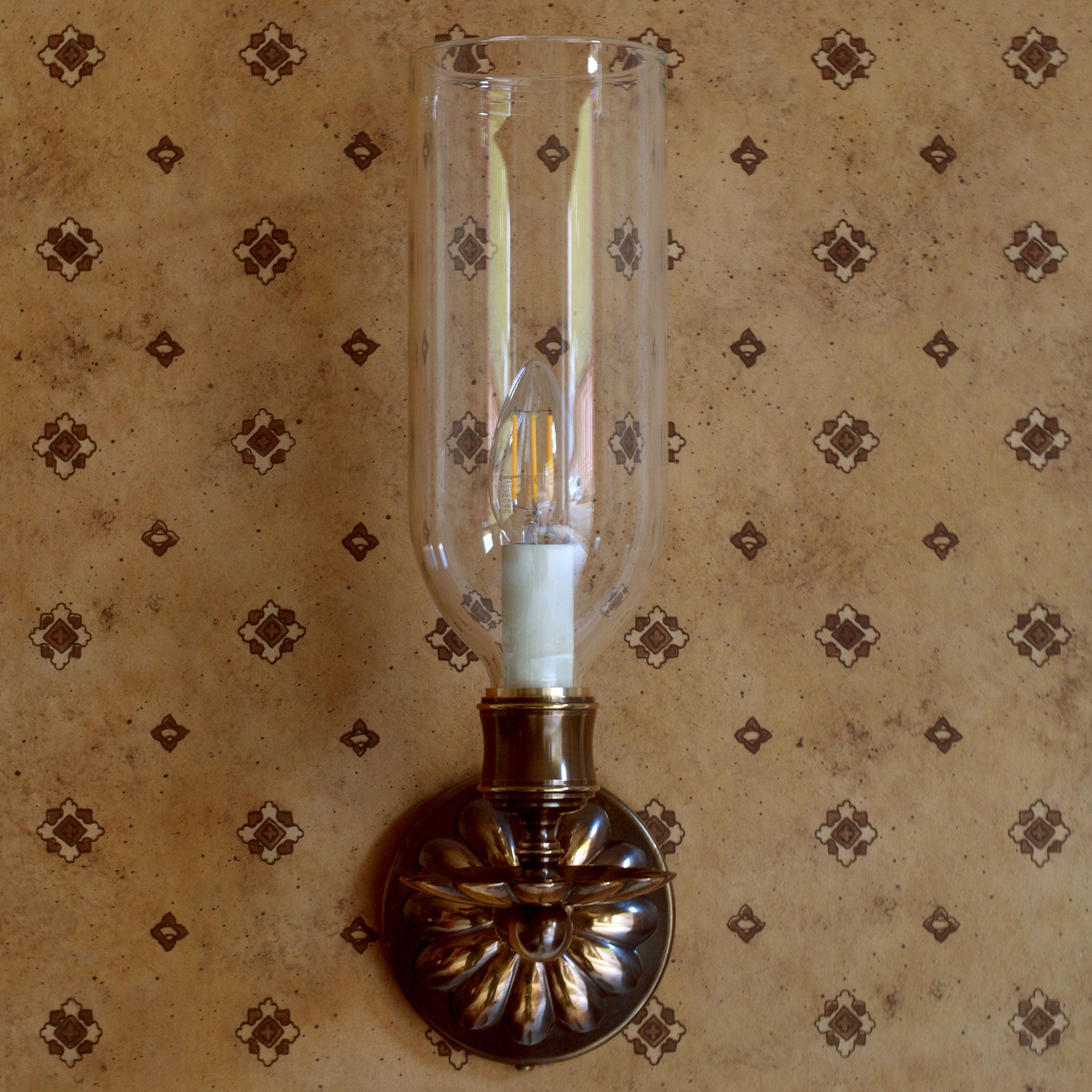 Osiris Wall Light