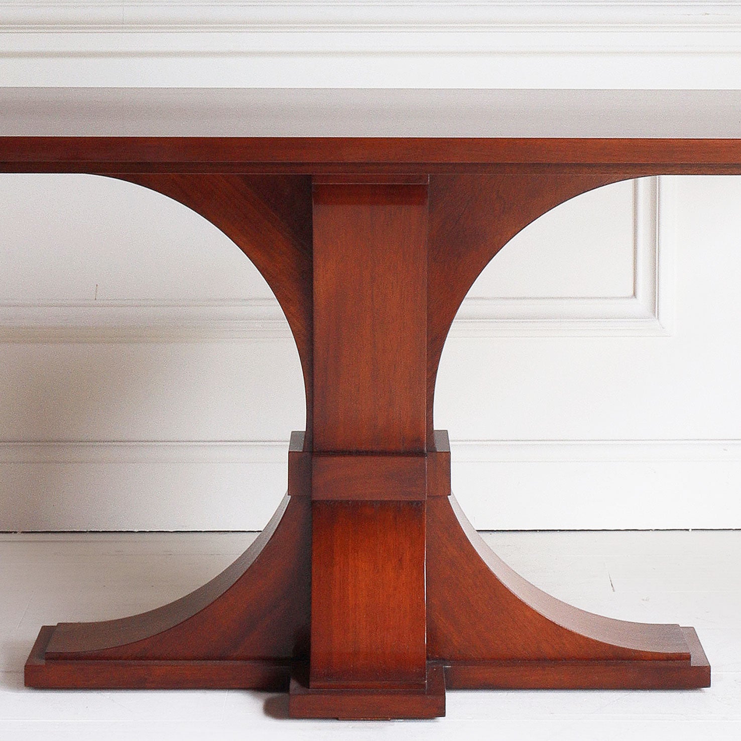 Paradiso Dining Table