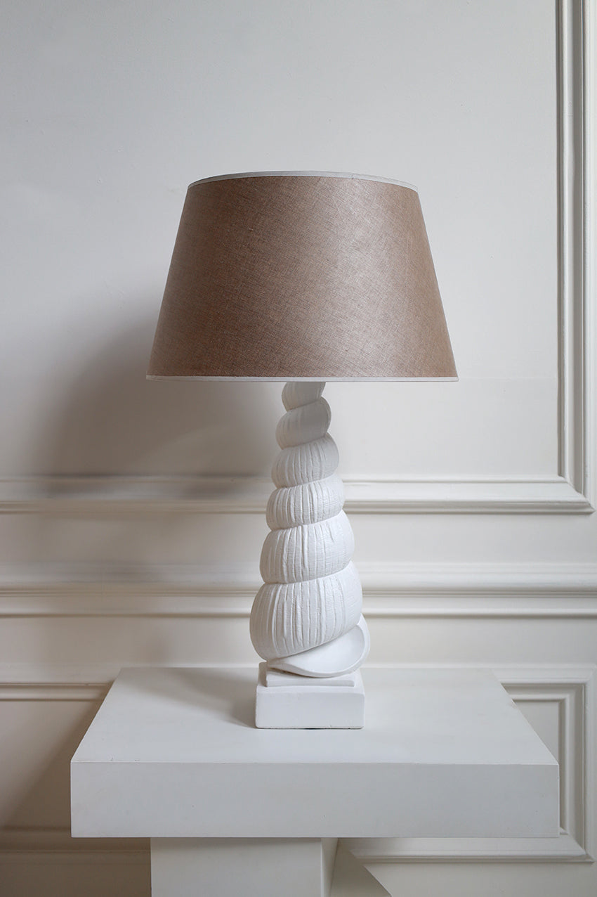 Spire Shell Table Lamp