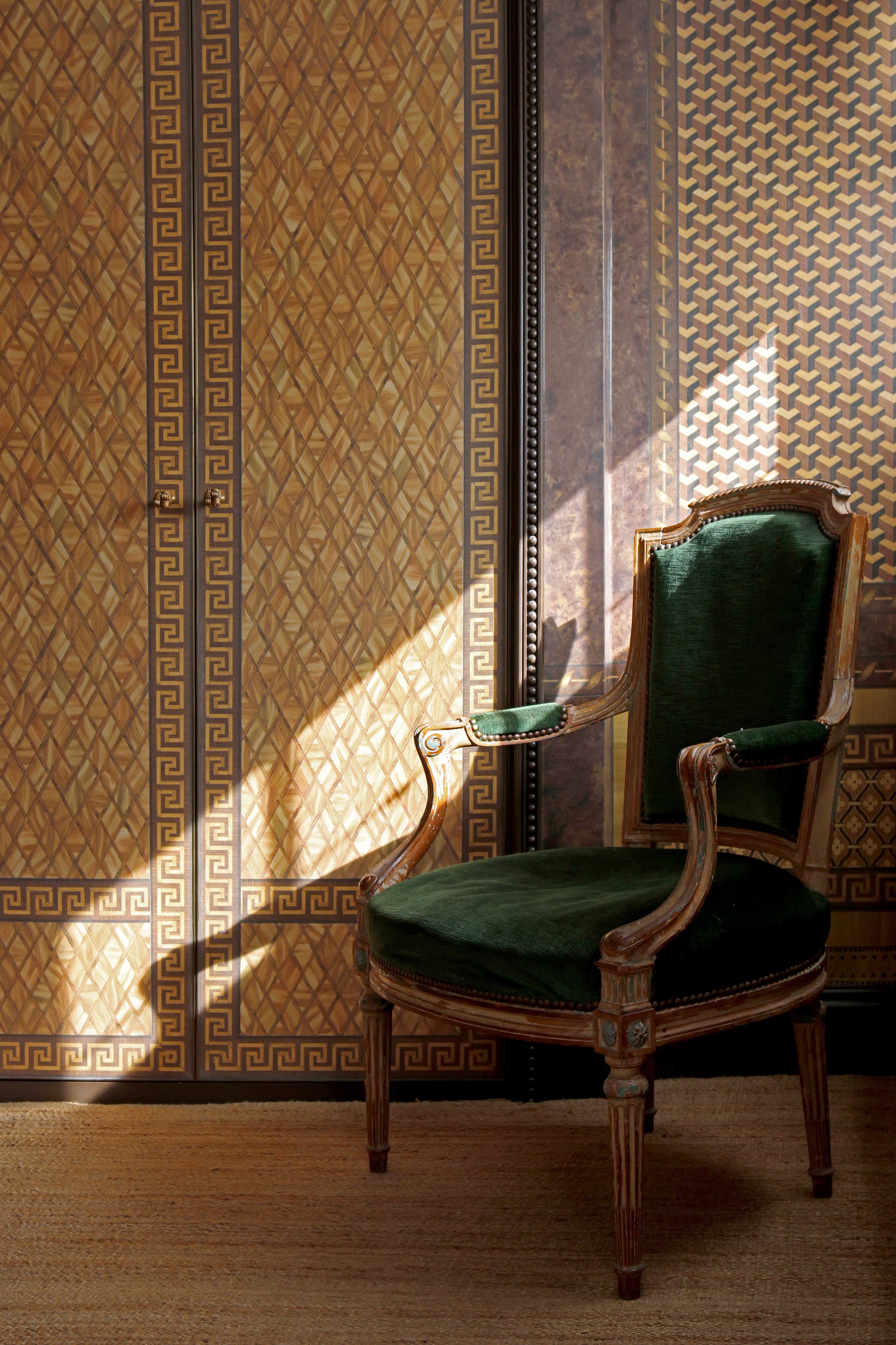 Mongiardino Boiserie - Greca Border