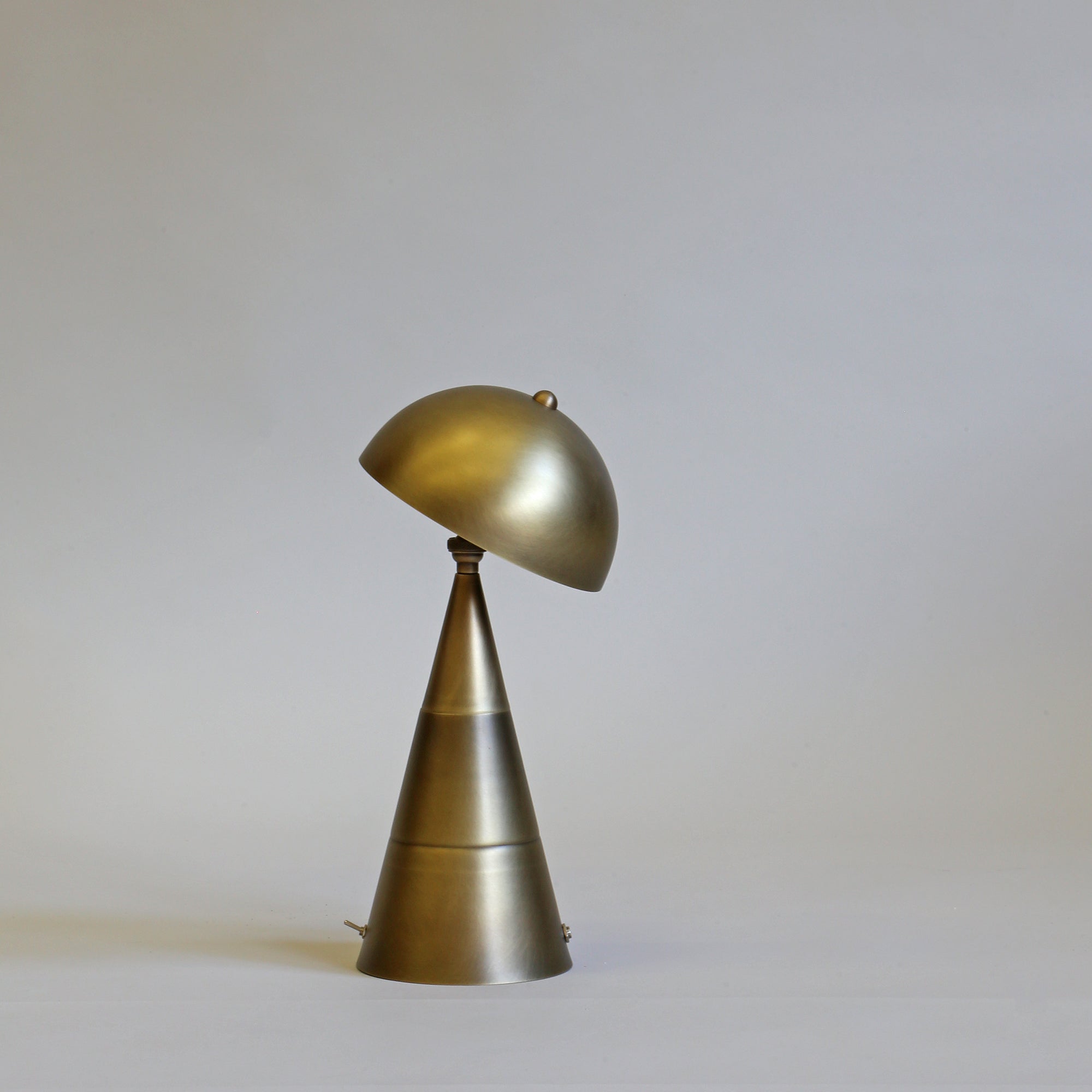 Queen Cordless Table Lamp H35cm