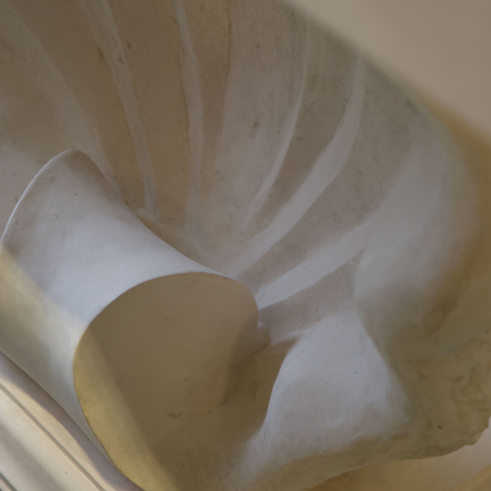 Scallop Console Table