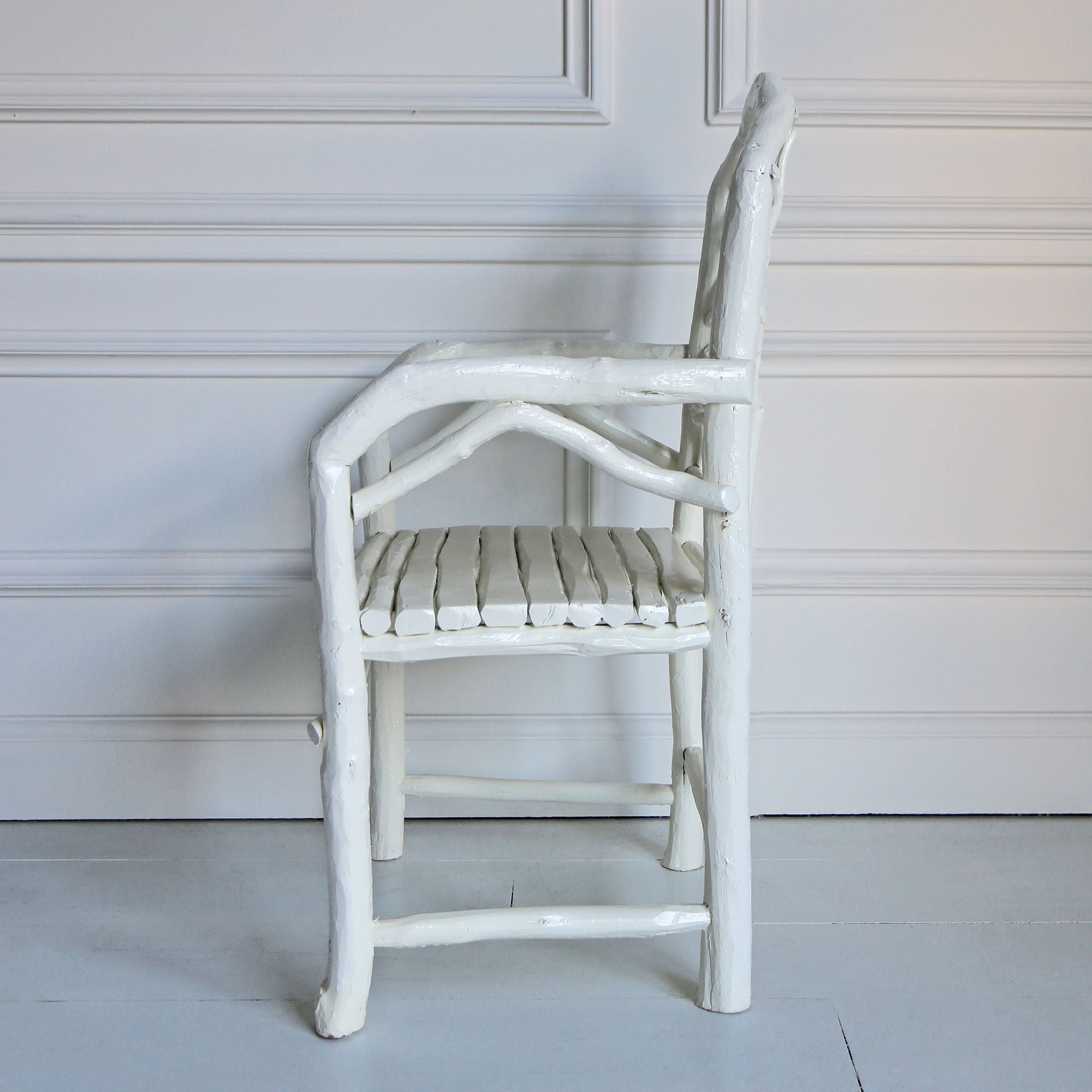 Stephan Armchair, White_WS side.vignette