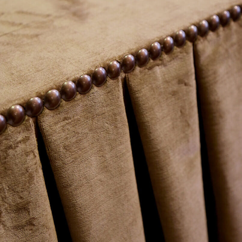 Upholstered Velvet Console LR (3)