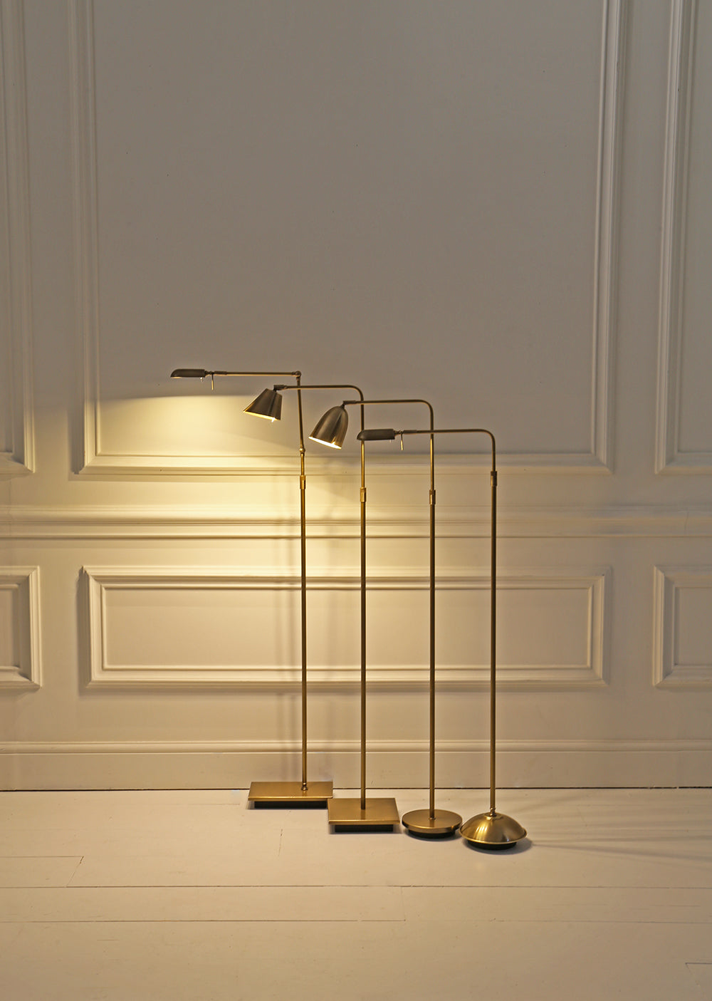 Berkeley Cordless Floor Lamp - Antique Brass
