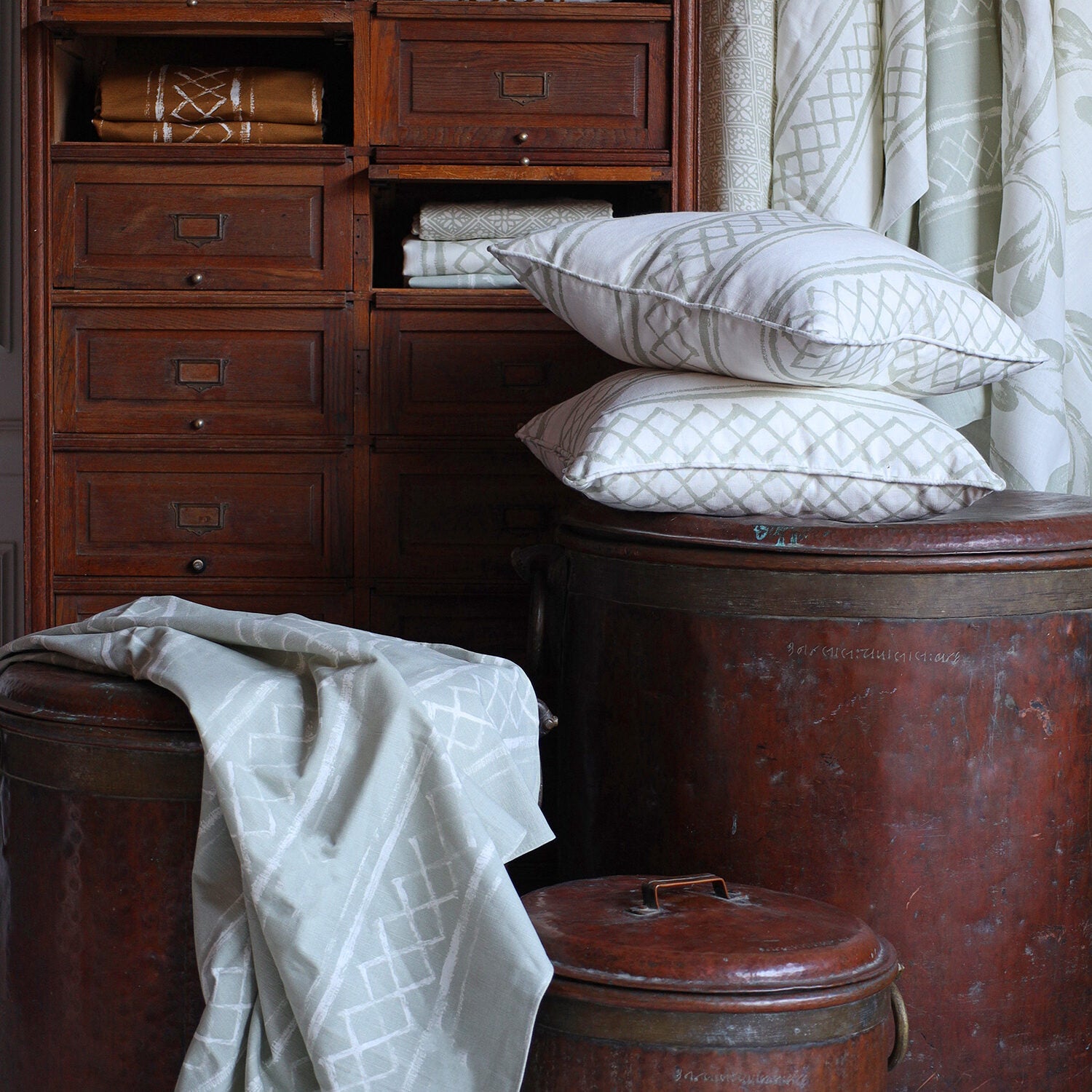 Milos Blotched Stripe - Celadon