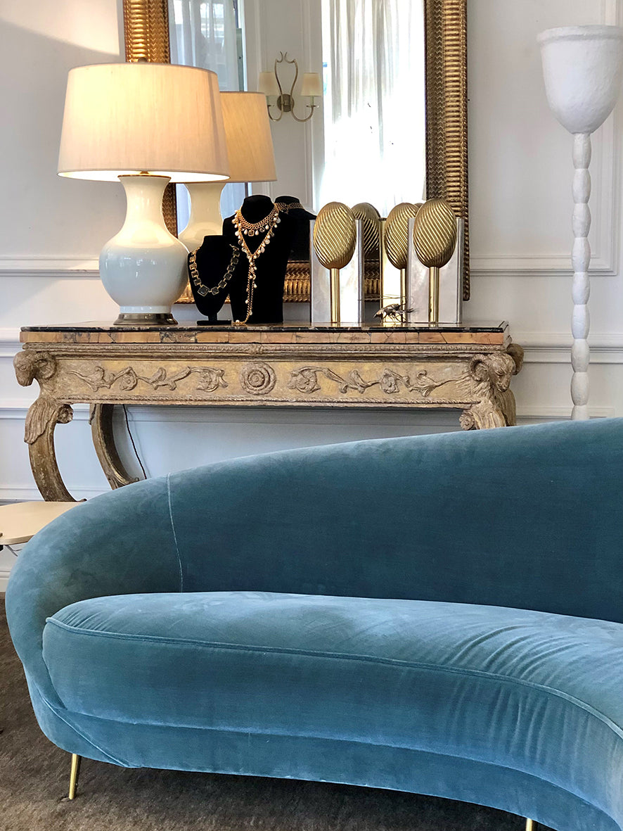 Vignette.ES.Antiques.Endless Standing Lamp.Jewellery LR