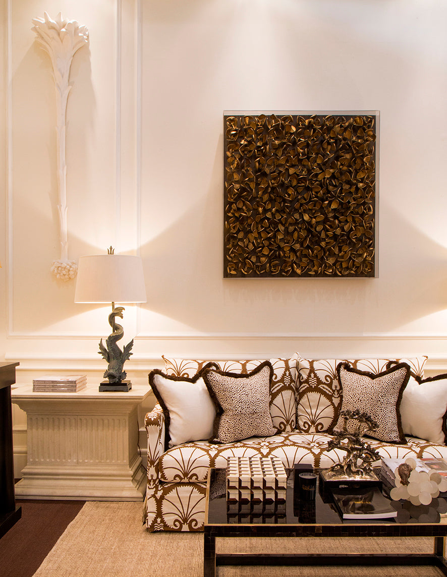 Vignette.M&OJan17. Bursa Brown.Sofia.Savona.Bernini.Roche.Coco Wall Decor.LR