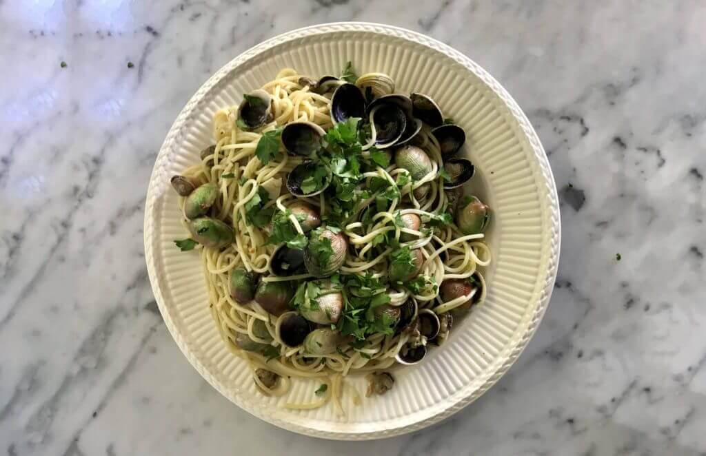Spaghetti-Vongole-sml-1024&#215;662-1024&#215;662