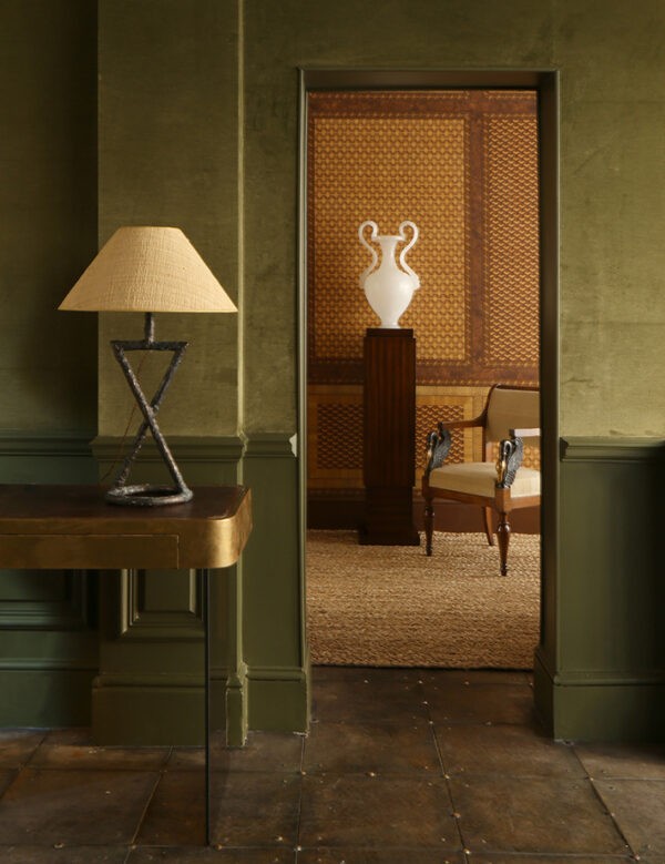 How to Choose Lamps for Your Living Room: Expert Tips