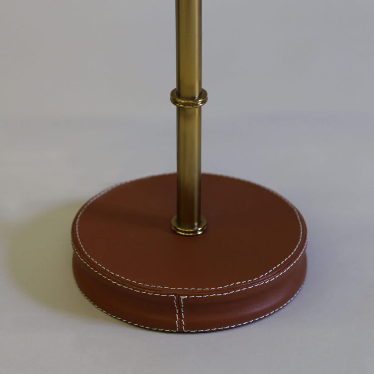Adnet-Table-Lamp-Brass-and-Brown-Leather-WS-2-1200&#215;1200 (1) (1)