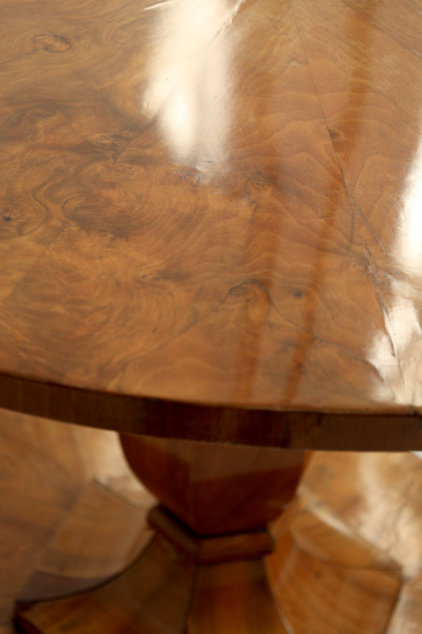 Biedermeier Tilt-top Guéridon