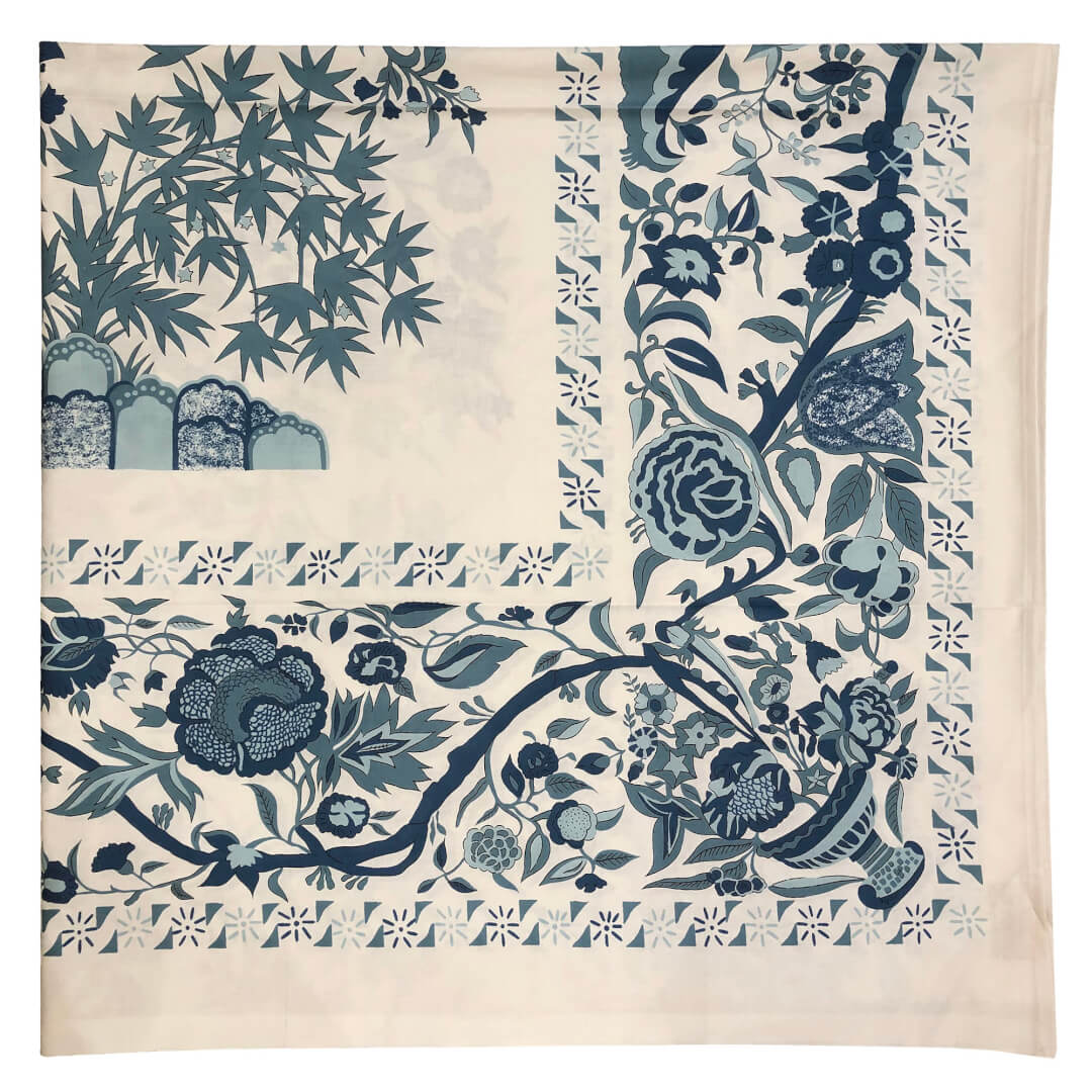Dark Blue-Light Blue on Ivory Tablecloth_WS