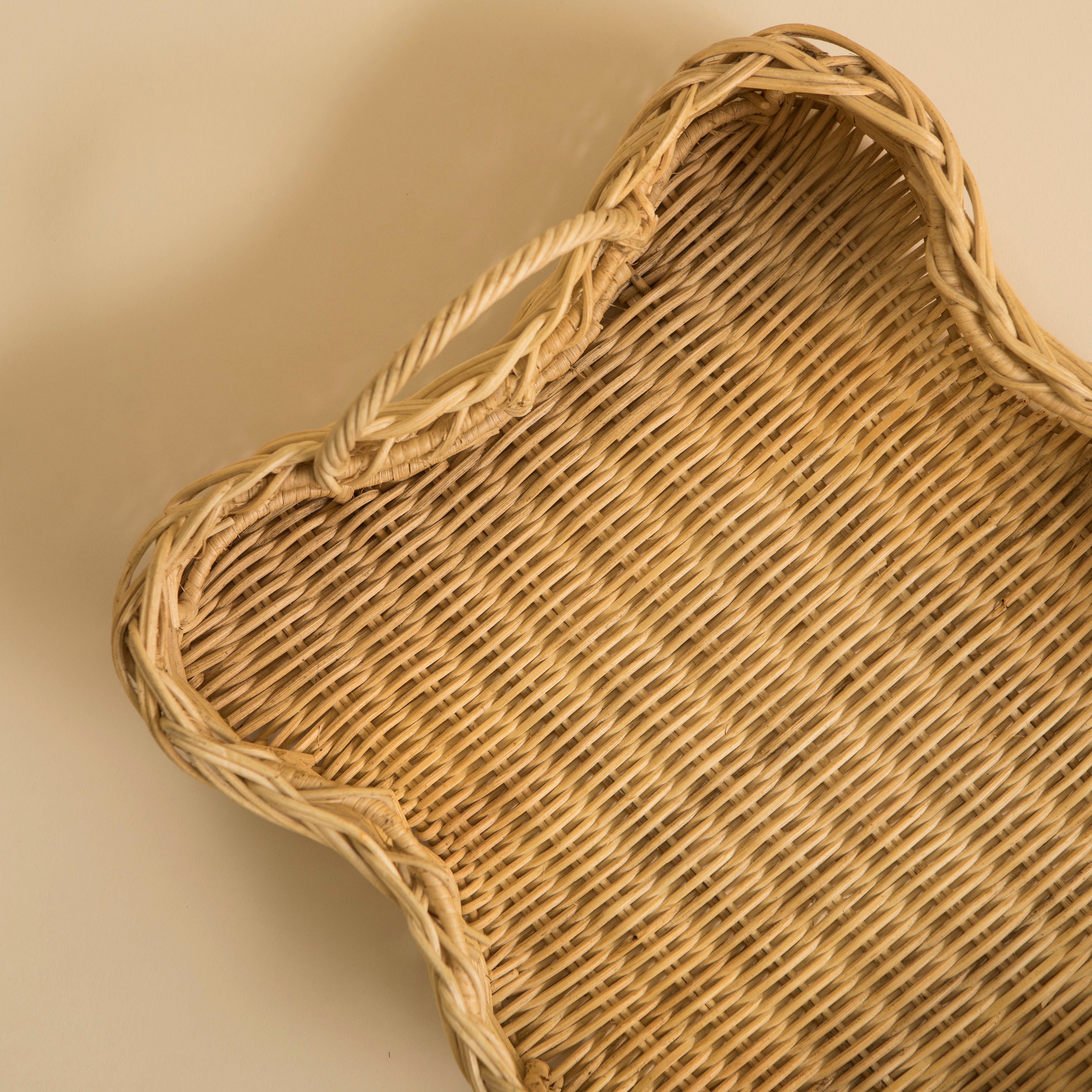 Vera Rattan Scalloped Tray - Small