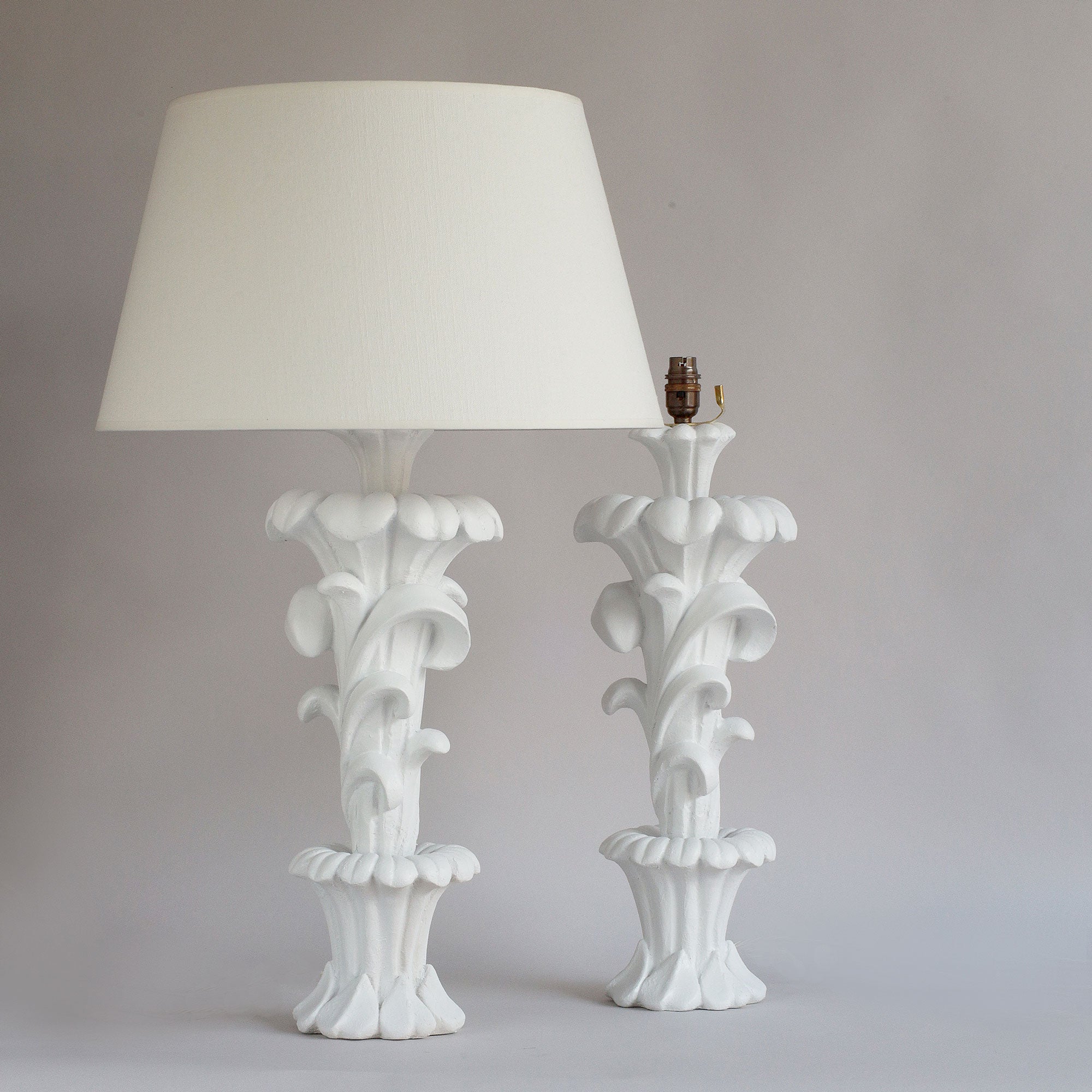 Roche Acanthus Table Lamp