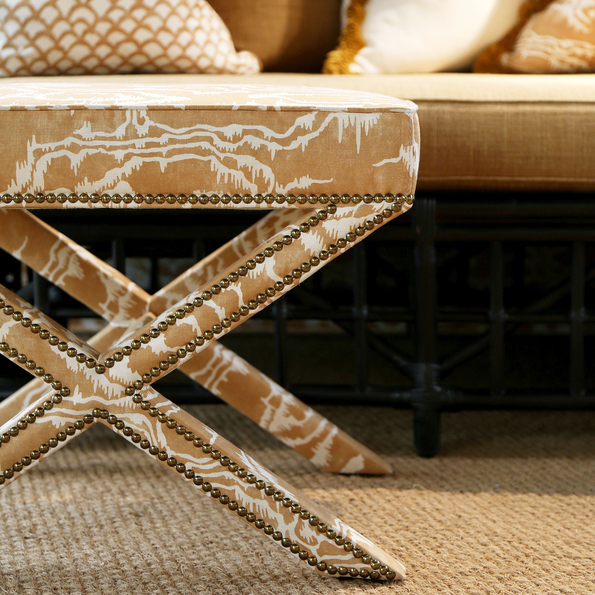 Sigaro Stool