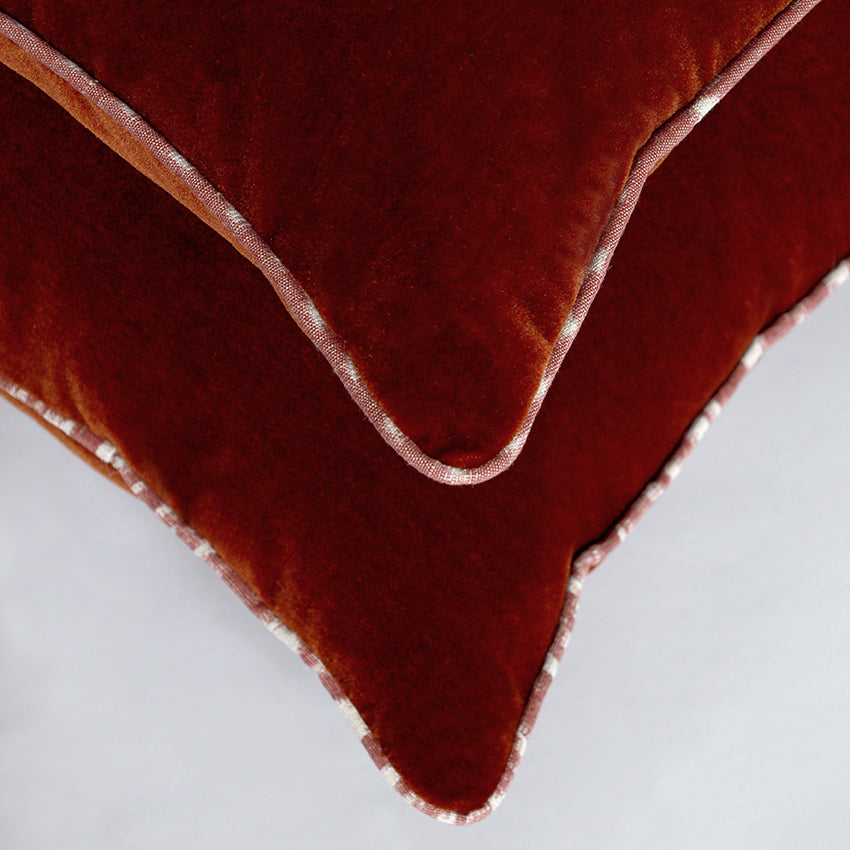 Cavelle Cushion - Claret
