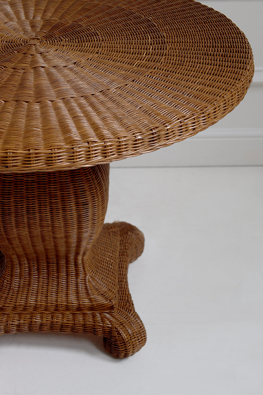 Taormina Rattan Round Table
