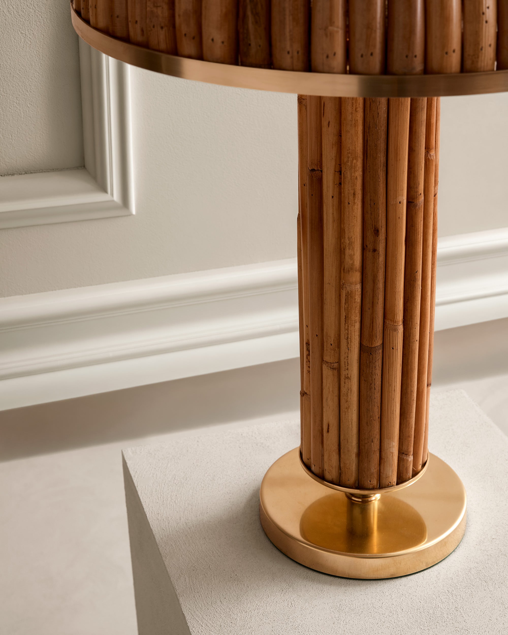 Alba Table Lamp