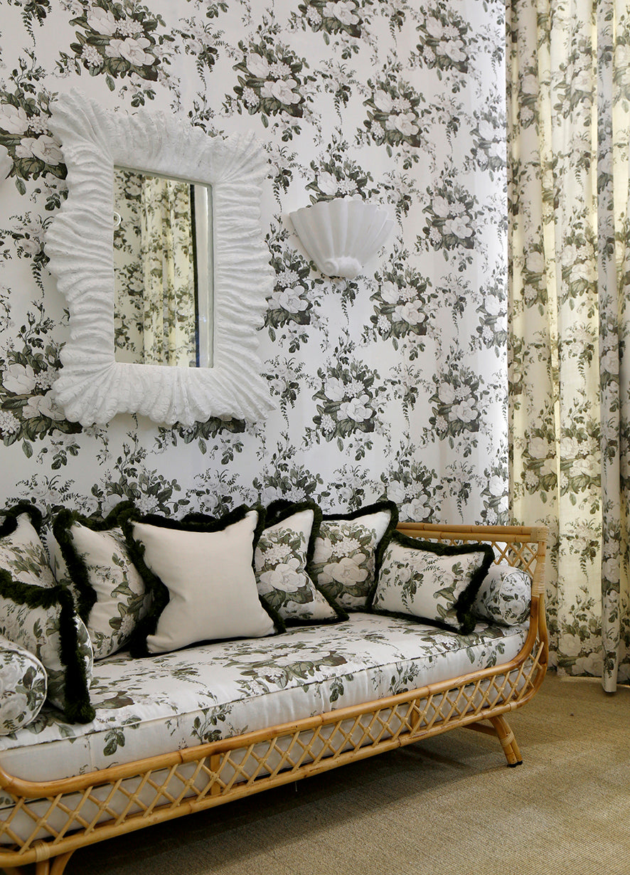 Vignette.Aurora Green.Freya Daybed.Sienna Mirror.Fluted Shell Wall Light.LR